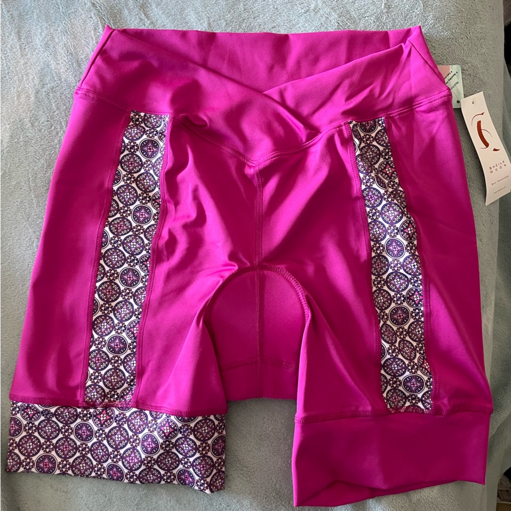 NWT, Sheila Moon padded bike shorts in pink (plum).  Sheila Na Gig Shorts, 8 in
